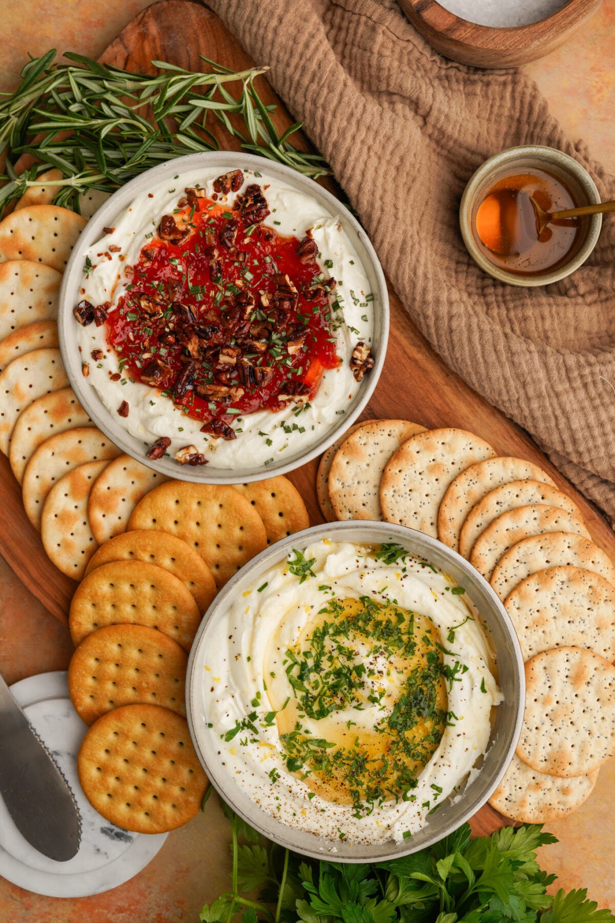 Whipped Goat Cheese Dip: Easy 5-Ingredient Appetizer in 10 Min
